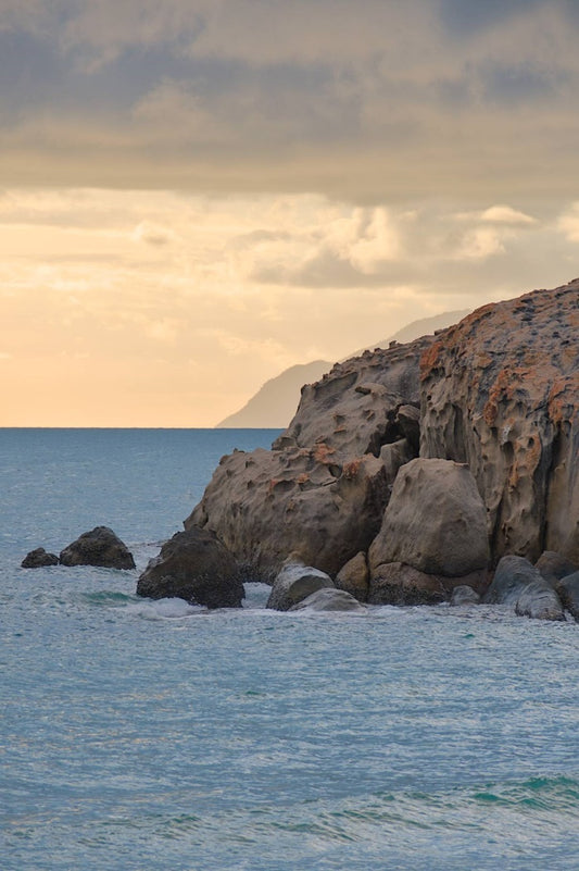 Two Tone | Bowen, QLD Australia